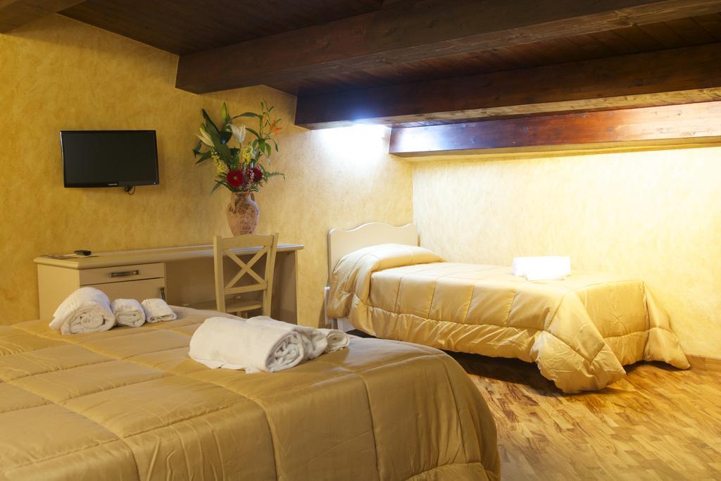 Borgo Della Longevita Bed & Breakfast Bivongi Bagian luar foto