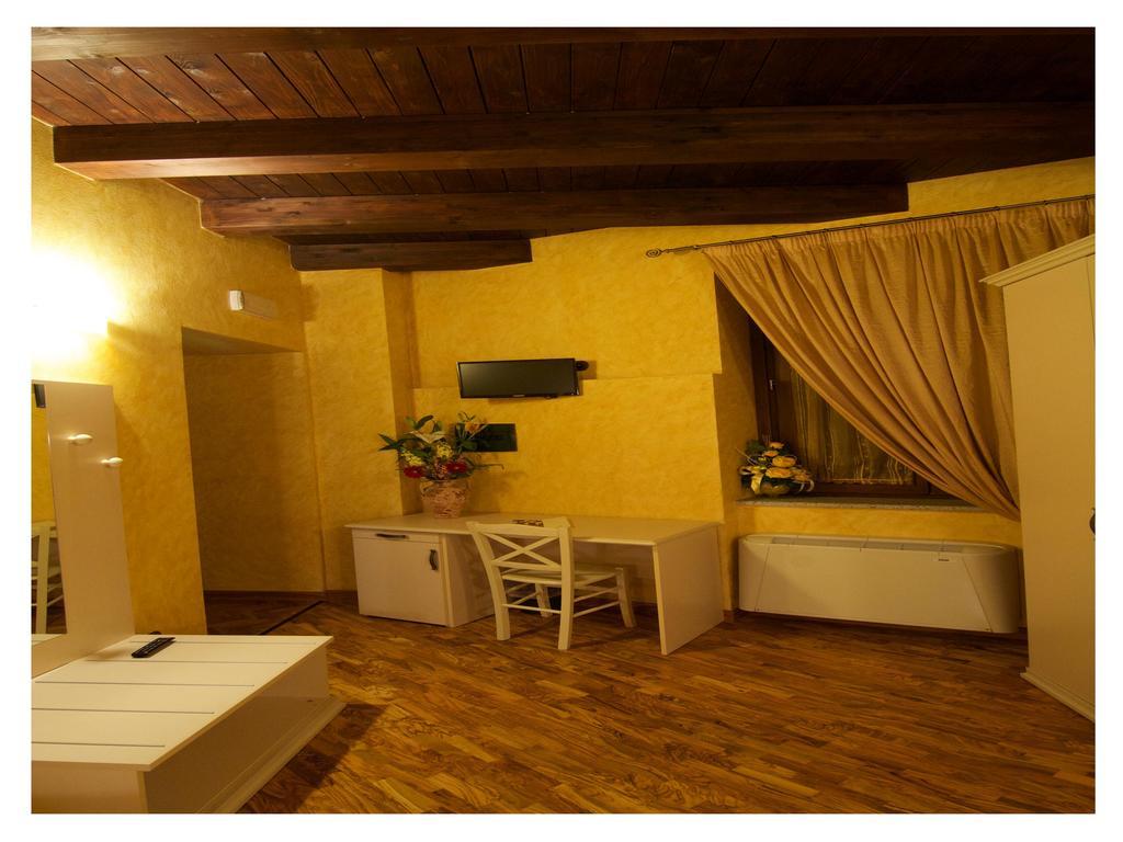 Borgo Della Longevita Bed & Breakfast Bivongi Bagian luar foto